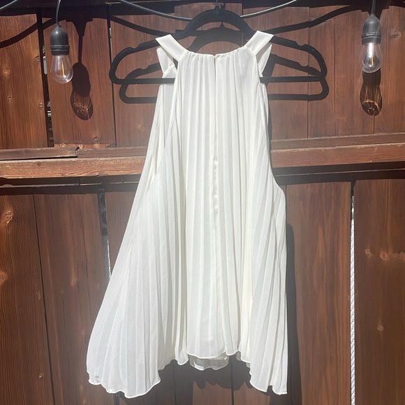 BNWT H&M Tank Top - Picture 3 of 3